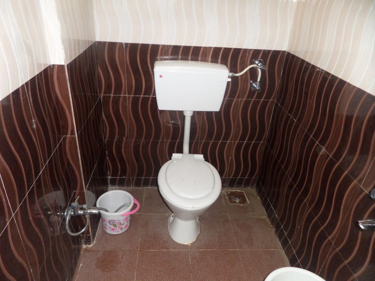 Hotel Riya-Raj Lodging Titwala Camera foto